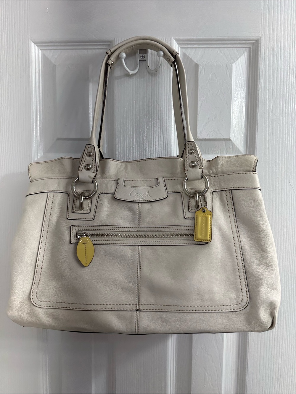 COACH Penelope Cream Off White Handbag Satchel Tote Shoulder Bag Silver Hardware